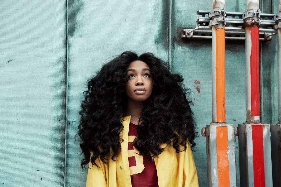 SZA_Vogue.jpg